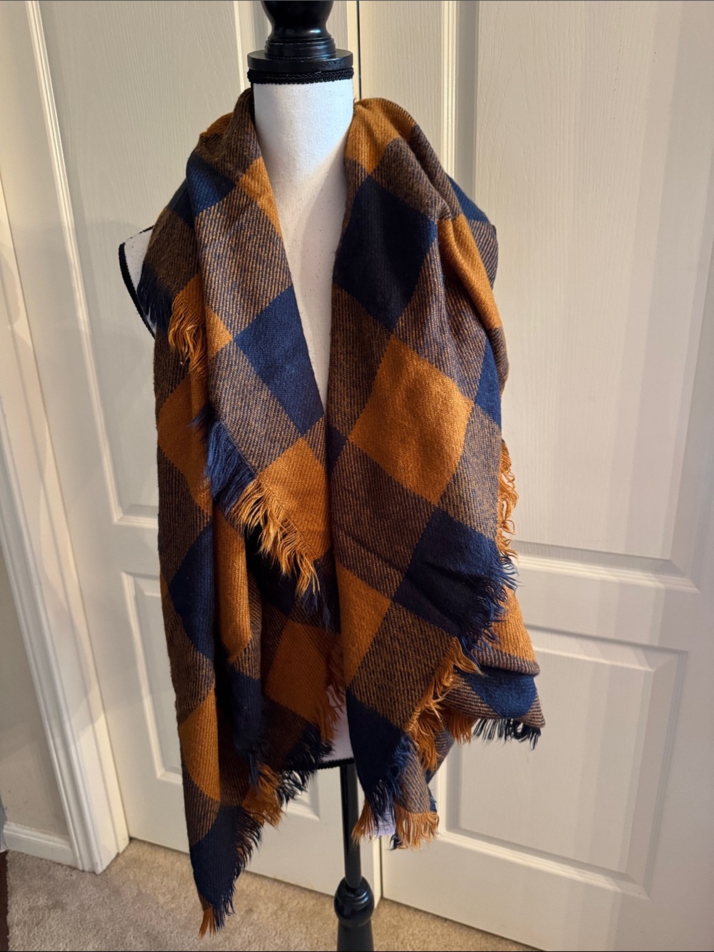 MADEWELL - Plaid Wrap in Navy and Mustard